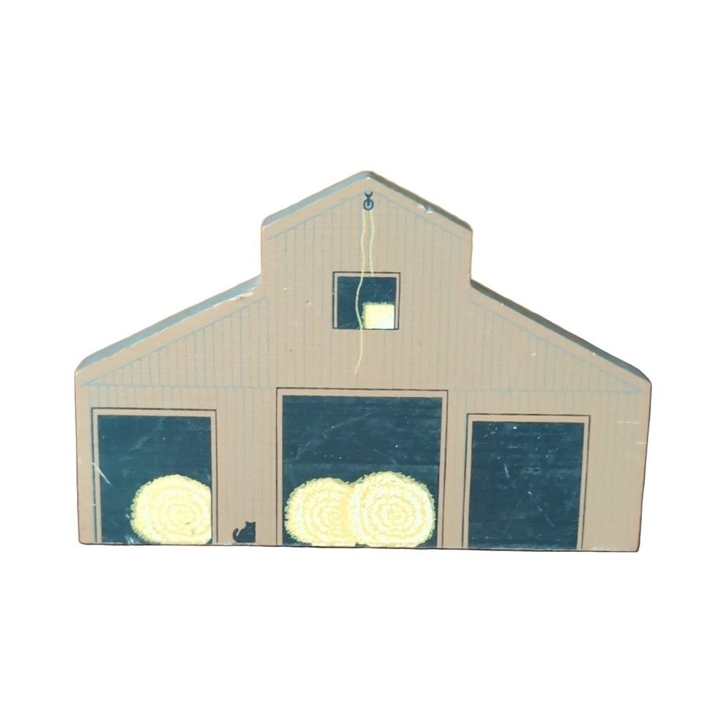 The Cat's Meow Southern Crib Barn American Barn Series 1992 Wood Shelf Sitter